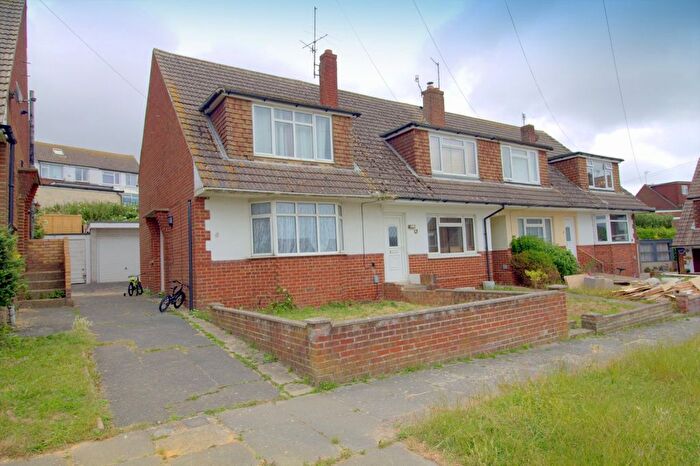 3 Bedroom Semi-detached House For Sale In Winfield Close, Portslade, East Sussex, BN41