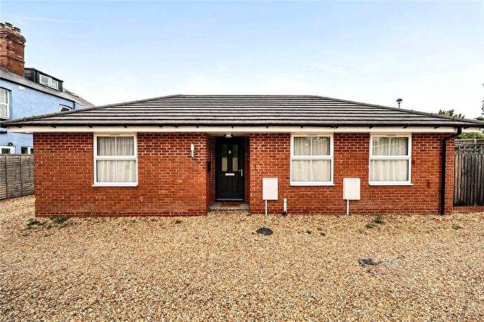 2 Bedroom Bungalow For Sale In Newstead Court, Hereford, HR4