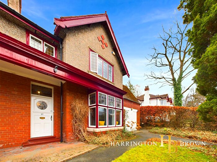 4 Bedroom Semi-Detached House For Sale In Queens Road, Blackhill, Consett, DH8