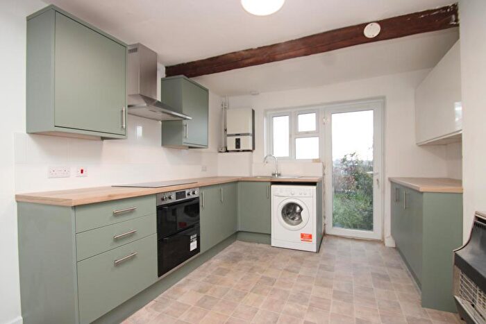 1 Bedroom Flat To Rent In Richmond Street - Totterdown, BS3