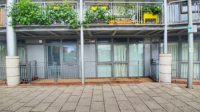 2 Bedroom Apartment To Rent In Mason Way, Park Central, Birmingham, B15