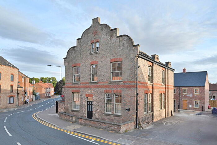 2 Bedroom Flat For Sale In Water Skellgate, Ripon, HG4