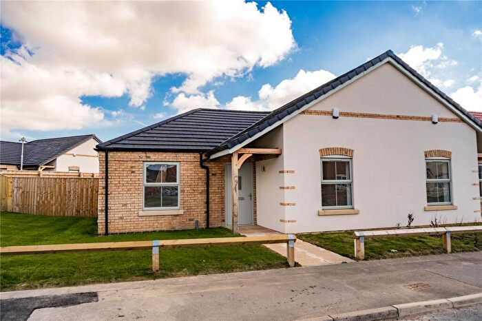 3 Bedroom Bungalow For Sale In Kendall Court, Scartho Top, Grimsby, Lincolnshire, DN33
