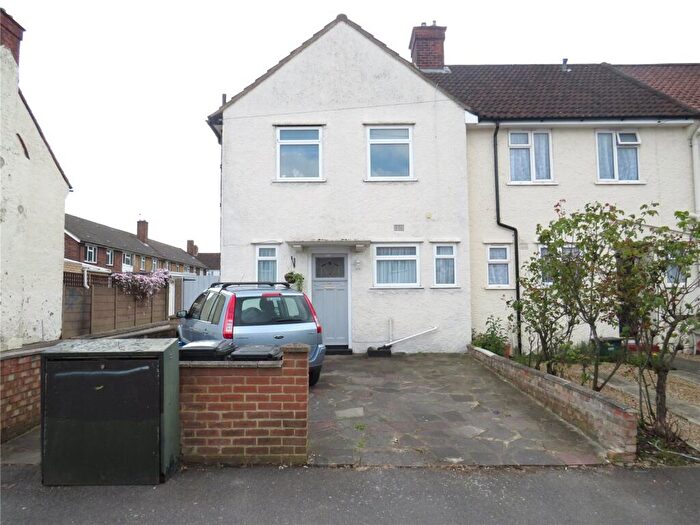 3 Bedroom End Of Terrace House To Rent In Coldharbour Road, Croydon, Surrey, CR0