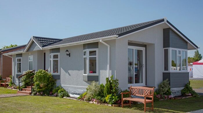 2 Bedroom Park Home For Sale In Sandfield Farm Home Park, Lichfield Road, Brownhills, Walsall, WS8