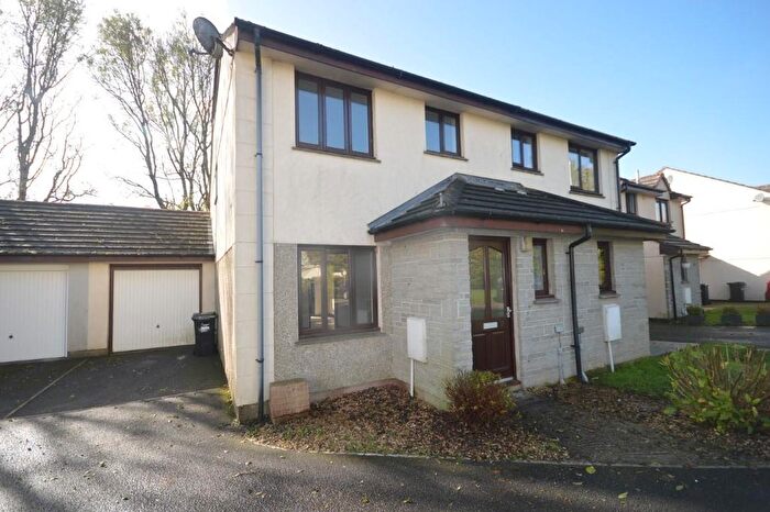 3 Bedroom Property To Rent In Seneschall Park, Helston, TR13