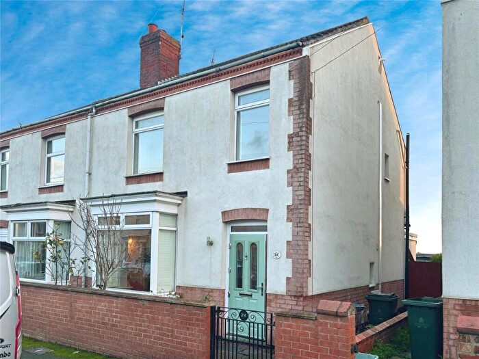 3 Bedroom Semi Detached House For Sale In Finch Road, Doncaster, South Yorkshire, DN4