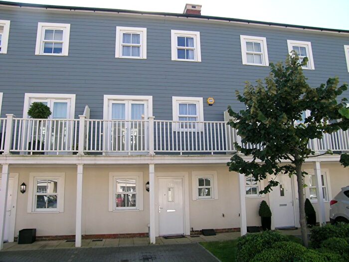 3 Bedroom Town House To Rent In Westmount Close, Worcester Park, KT4