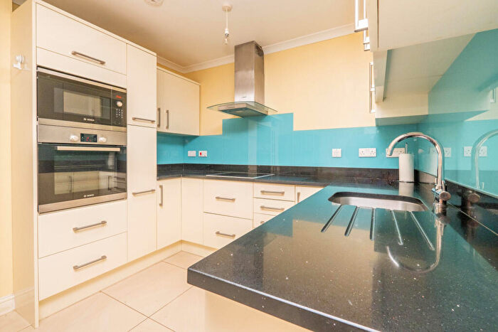 3 Bedroom Terraced House To Rent In Cranfield Road West, Carshalton, Surrey, SM5