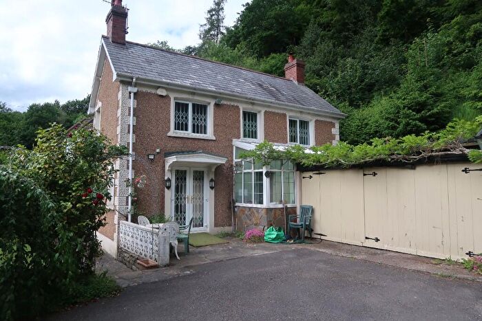 3 Bedroom Detached House For Sale In Main Road, Newbridge, NP11