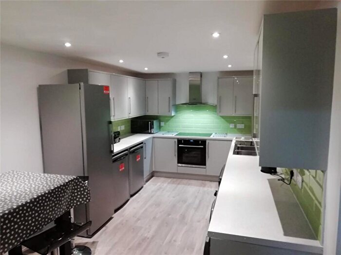 6 Bedroom Terraced House To Rent In Gordon Terrace, Garth Road, Bangor, LL57