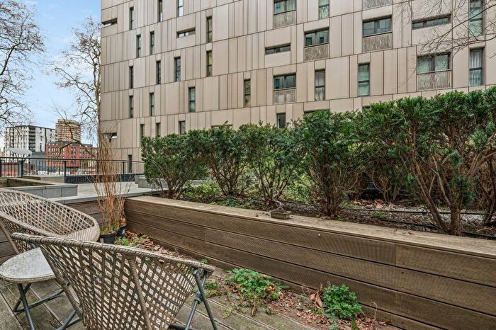 1 Bedroom Flat For Sale In Bramah House, Gatliff Road, SW1W