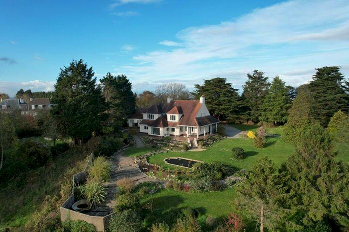 4 Bedroom House To Rent In Worlebury Hill Road, Weston-Super-Mare, BS22