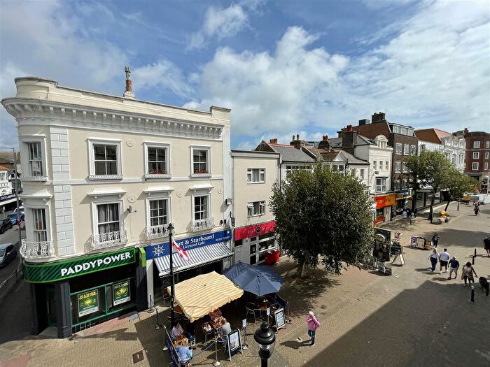 2 Bedroom Flat To Rent In Terminus Road, Eastbourne, BN21