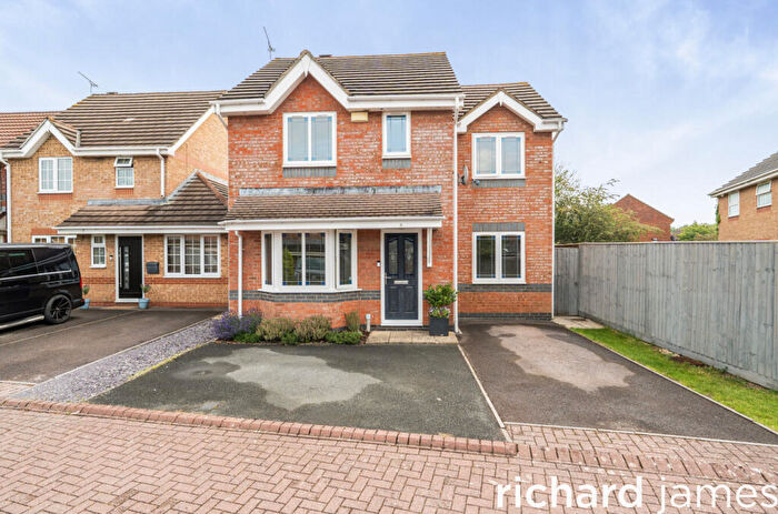 4 Bedroom Detached House For Sale In Furze Close, Swindon, Wiltshire, SN5
