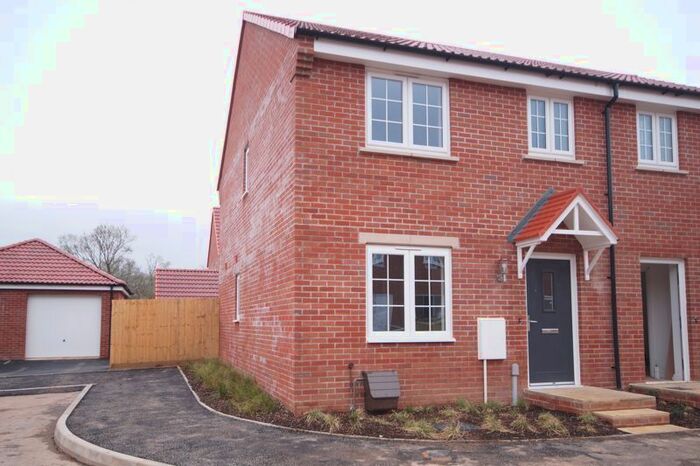 3 Bedroom Semi-Detached House To Rent In Priors Hill Close, Haybridge, Wells, BA5