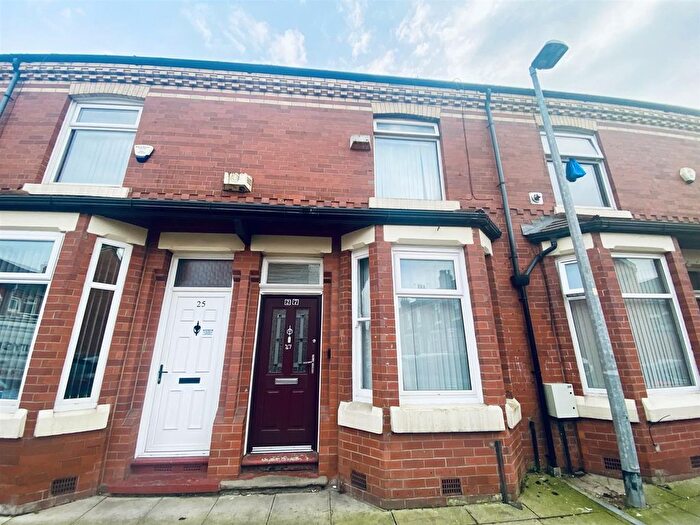 2 Bedroom Terraced House To Rent In Coniston Street, Salford, M6