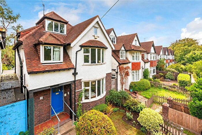 4 Bedroom Detached House For Sale In Guildford, Surrey, GU4