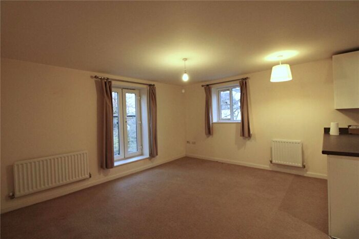 2 Bedroom Apartment To Rent In Hansen Gardens, Hedge End, Southampton, Hampshire, SO30