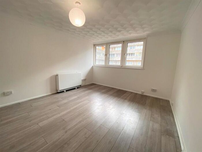 1 Bedroom Apartment To Rent In Commercial Road, Southampton, SO15