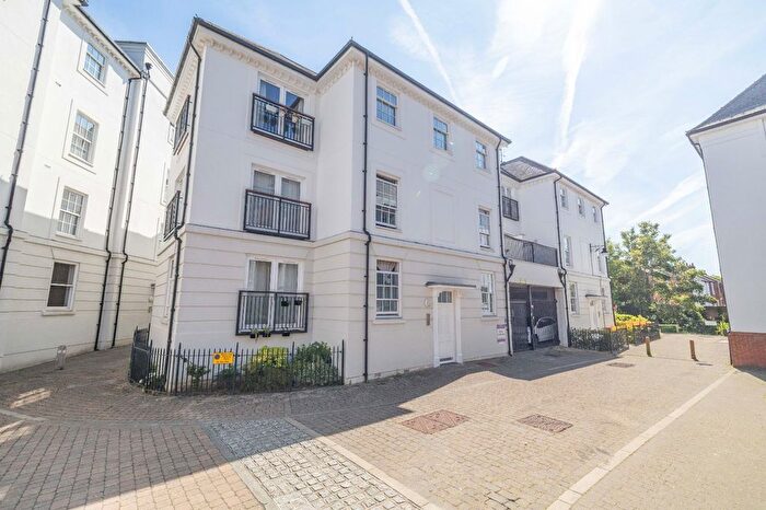 2 Bedroom Flat For Sale In Old Watling Street, Canterbury, Kent, CT1