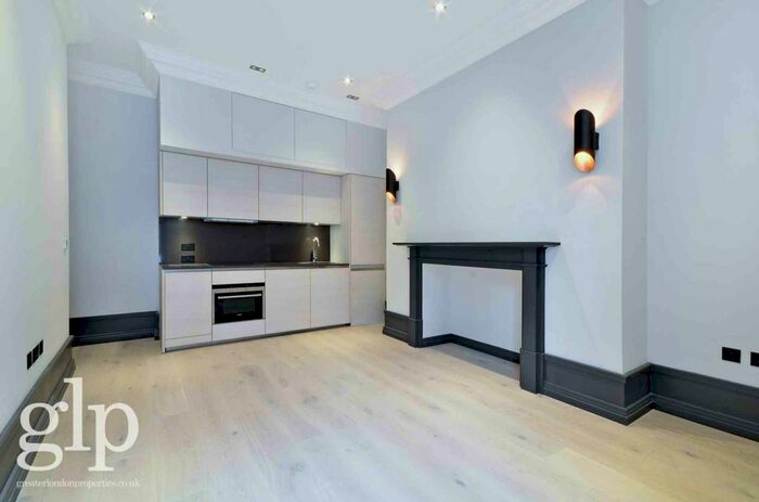 1 Bedroom Flat To Rent In King Street, Covent Garden, WC2E
