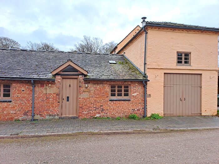 3 Bedroom Barn Conversion To Rent In , ST17