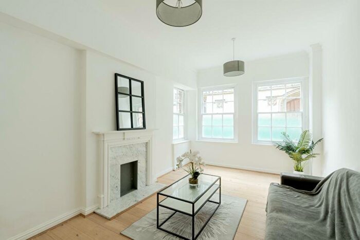 2 Bedroom Apartment To Rent In Taylors Bank - City Centre, BS1