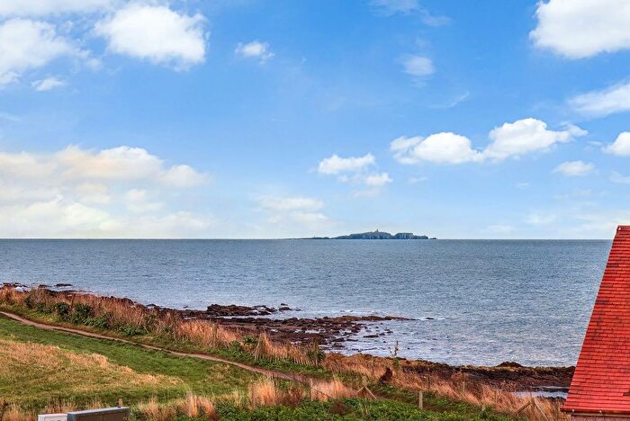2 Bedroom Semi-Detached House For Sale In Braehead Road, Pittenweem, KY10