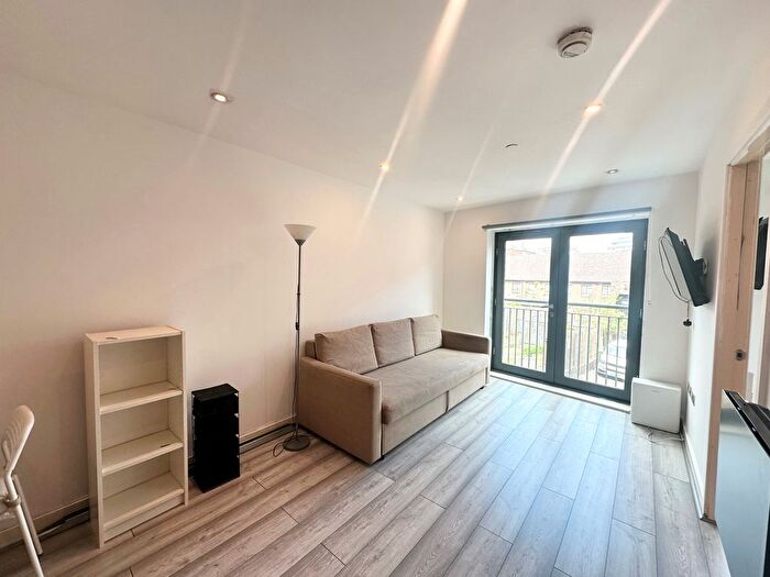 1 Bedroom Flat To Rent In Woolpack Lane, Nottingham, NG1