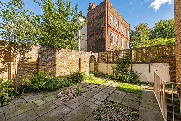 4 Bedroom Property To Rent In Upper Mall, Hammersmith, W6