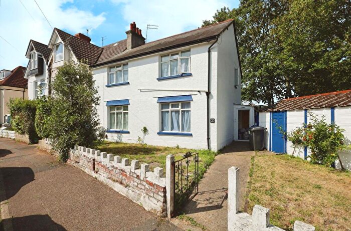 4 Bedroom Property To Rent In Drummond Road, Bournemouth, BH1