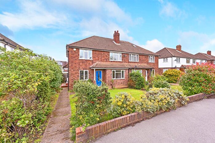 2 Bedroom Flat To Rent In Verona Drive, Surbiton, KT6