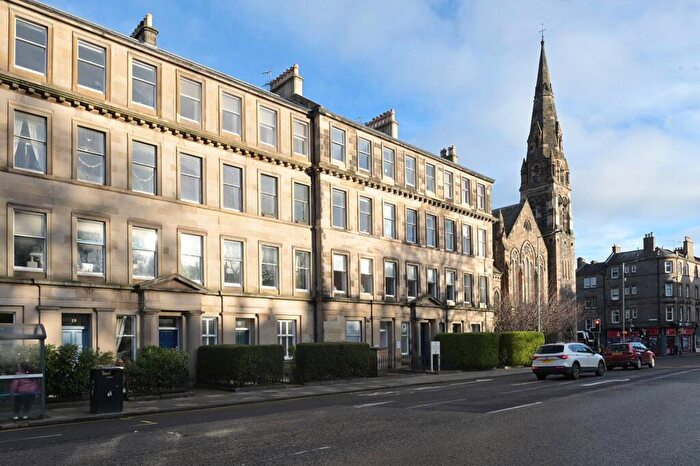 2 Bedroom Flat For Sale In / Brunton Place, Hillside, Edinburgh, EH7