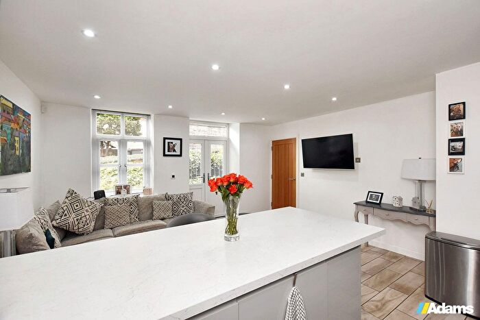 1 Bedroom Flat For Sale In Old Library House, High Street, Frodsham, Cheshire, WA6