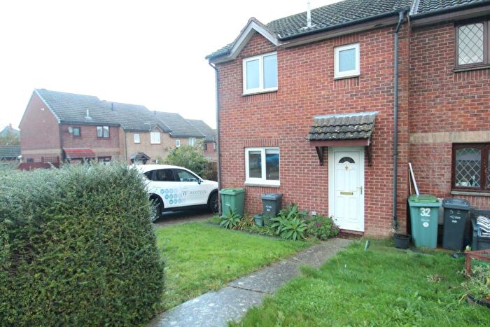 3 Bedroom Semi-Detached House To Rent In Mary Rose Avenue, Wootton Bridge, PO33