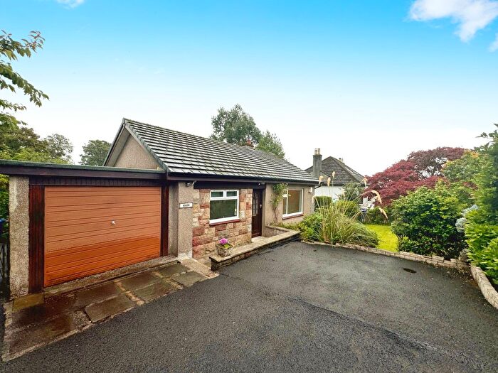 2 Bedroom Detached Bungalow For Sale In Johnshill, Lochwinnoch, PA12