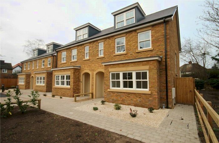 4 Bedroom Semi-Detached House To Rent In Pulsford Close, Twickenham, TW1
