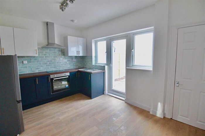 2 Bedroom Terraced House To Rent In Campion Avenue, Hull, HU4