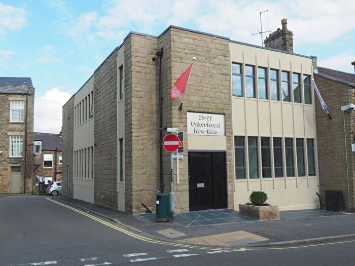 2 Bedroom Apartment To Rent In Union Road, Old Nat West Bank, SK22