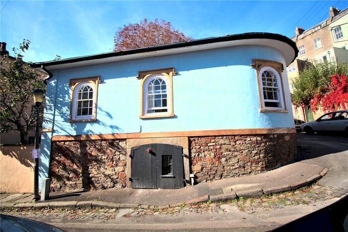 2 Bedroom Detached House To Rent In Polygon Lodge, North Green Street, Bristol, BS8