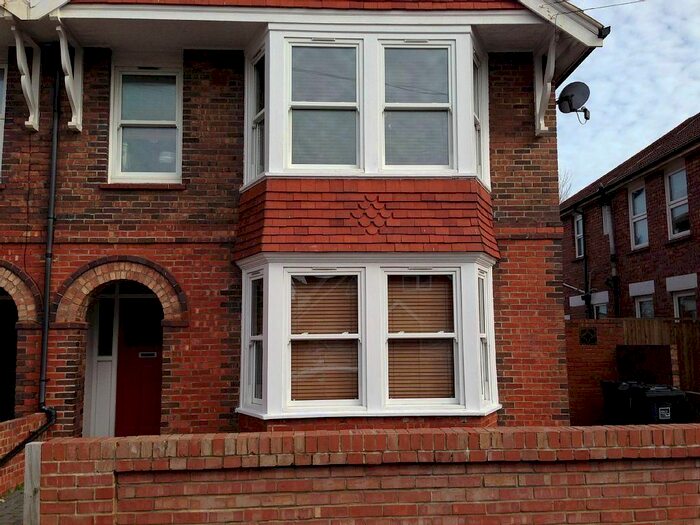 1 Bedroom Flat To Rent In Chatham Road, Worthing, West Sussex, BN11