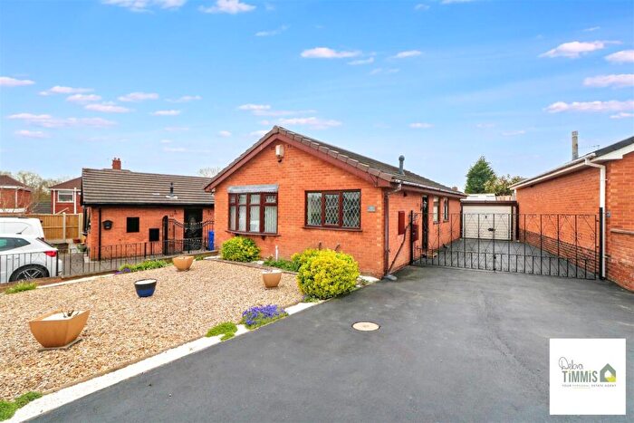 3 Bedroom Bungalow For Sale In Willeton Street, Bucknall, Stoke-On-Trent, ST2