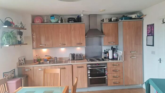 1 Bedroom Flat To Rent In Harry Zeital Way, London, E5