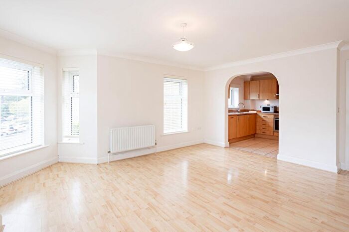 2 Bedroom Apartment For Sale In Coxs Ground, Oxford, OX2