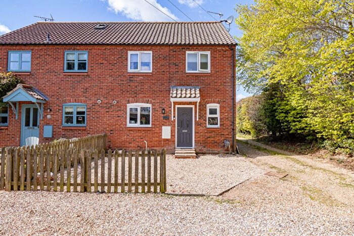 3 Bedroom Semi Detached House For Sale In Railway Close, Fakenham, Norfolk, NR21