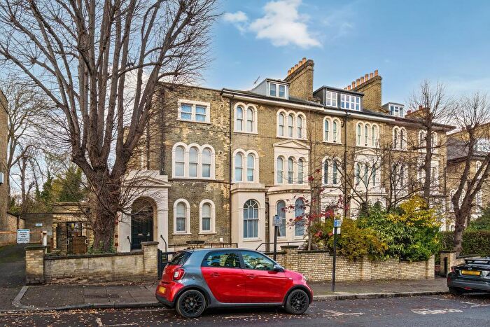 3 Bedroom Flat For Sale In Highgate, Dartmouth Park, N19