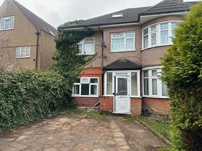 1 Bedroom Studio To Rent In Rugby Close, Harrow, HA1