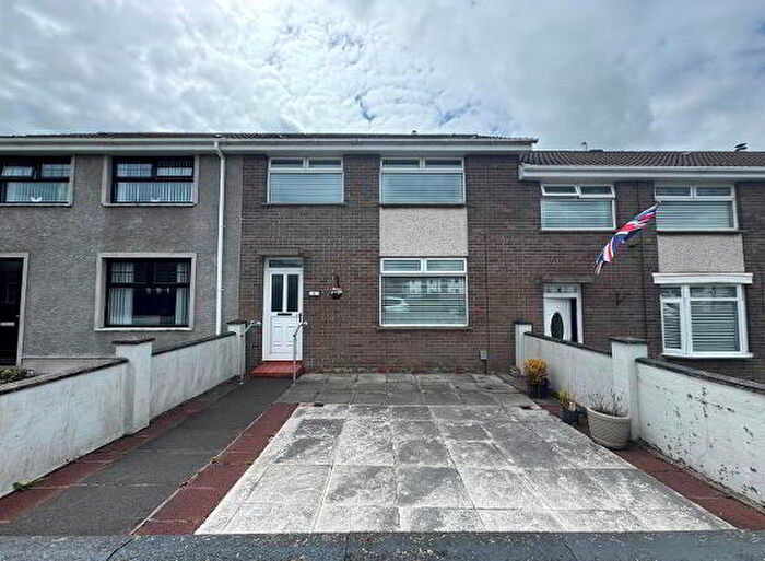3 Bedroom Mid Terraced House For Sale In Cashel Close, Newtownabbey, BT37