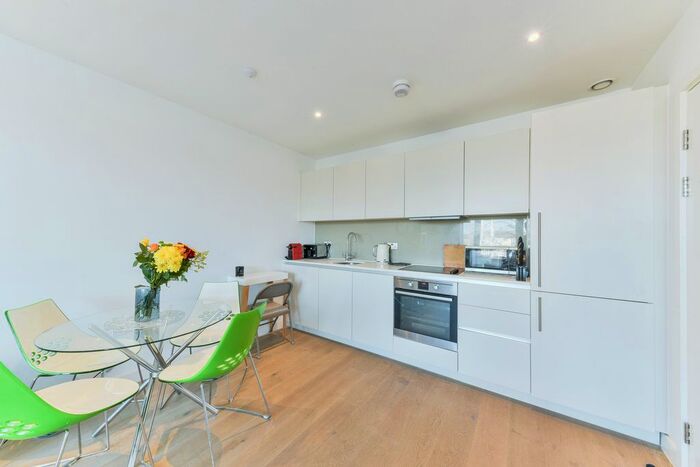 1 Bedroom Flat To Rent In Tudway Road, London, SE3